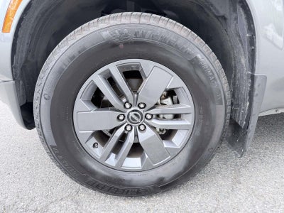 2025 Nissan Frontier Crew Cab SV 4x2