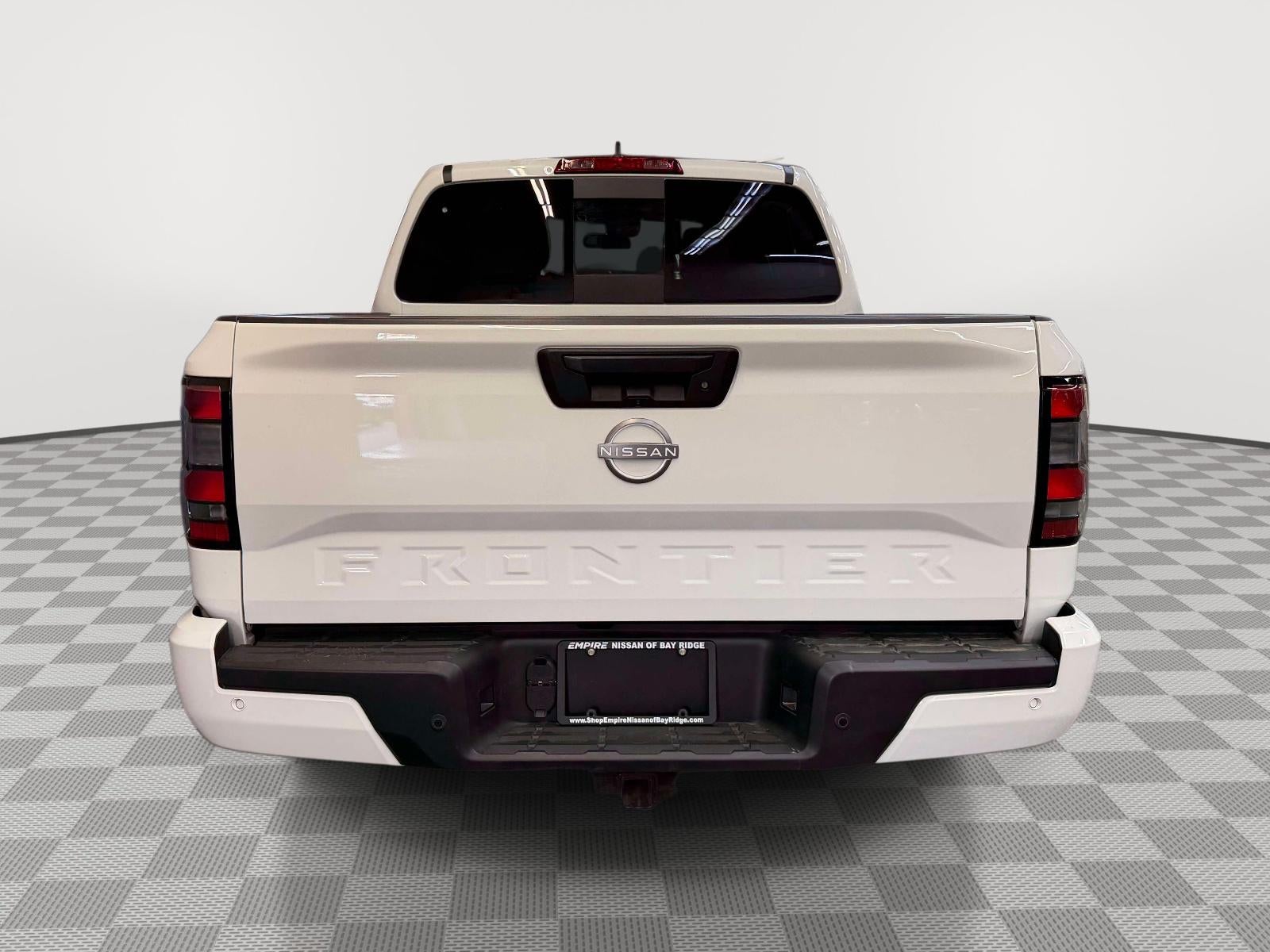 2025 Nissan Frontier Crew Cab SV 4x2
