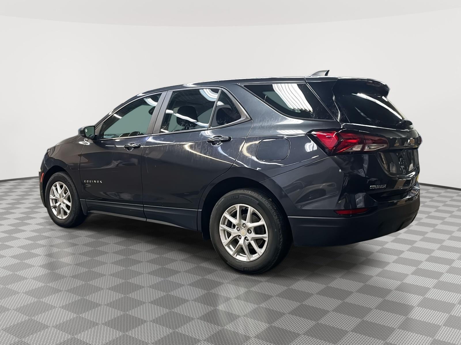 2022 Chevrolet Equinox FWD LS