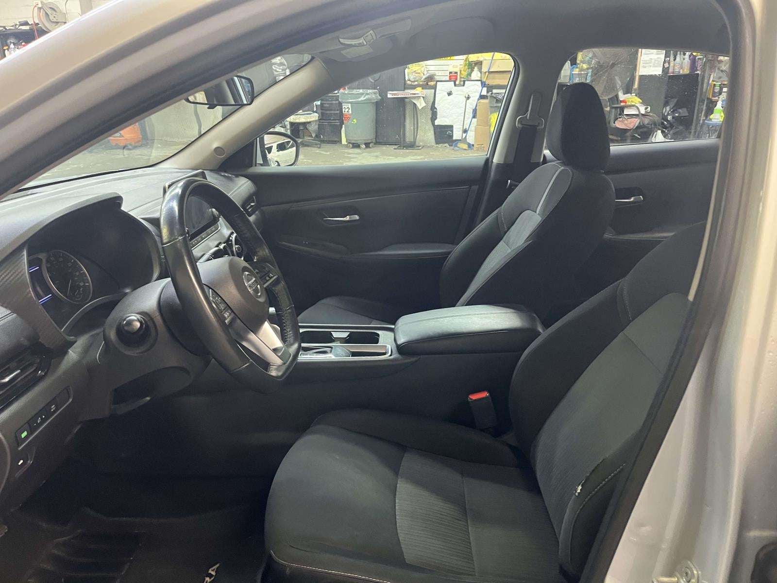 2022 Nissan Sentra SV Xtronic CVT