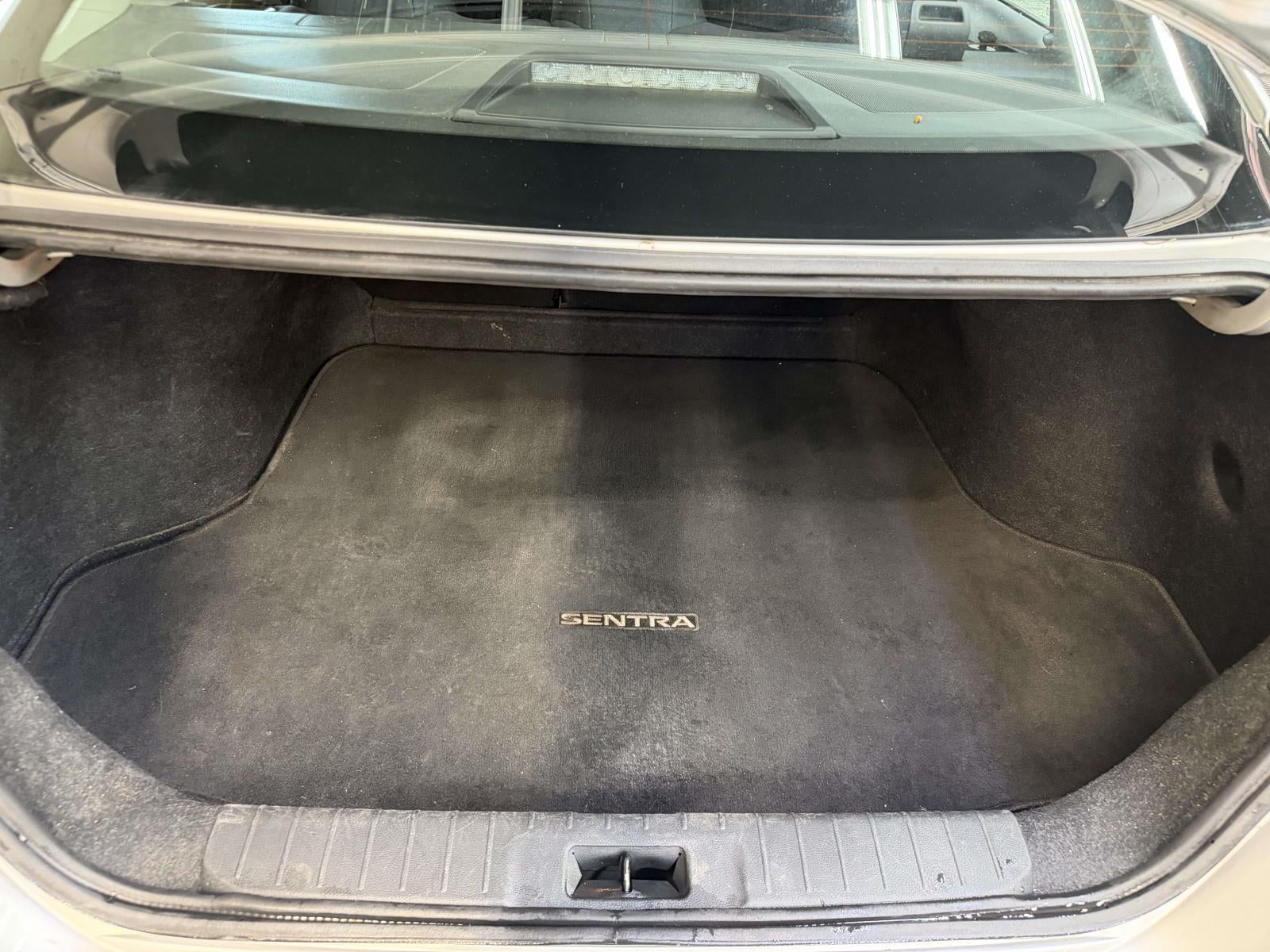2022 Nissan Sentra SV Xtronic CVT