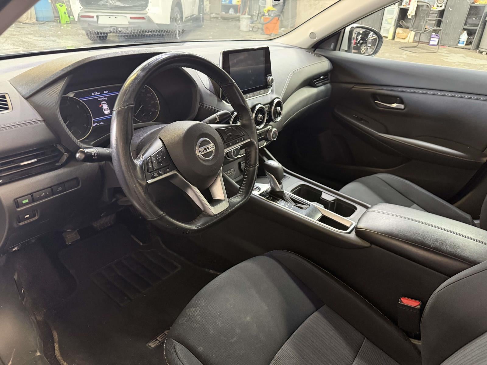 2022 Nissan Sentra SV Xtronic CVT
