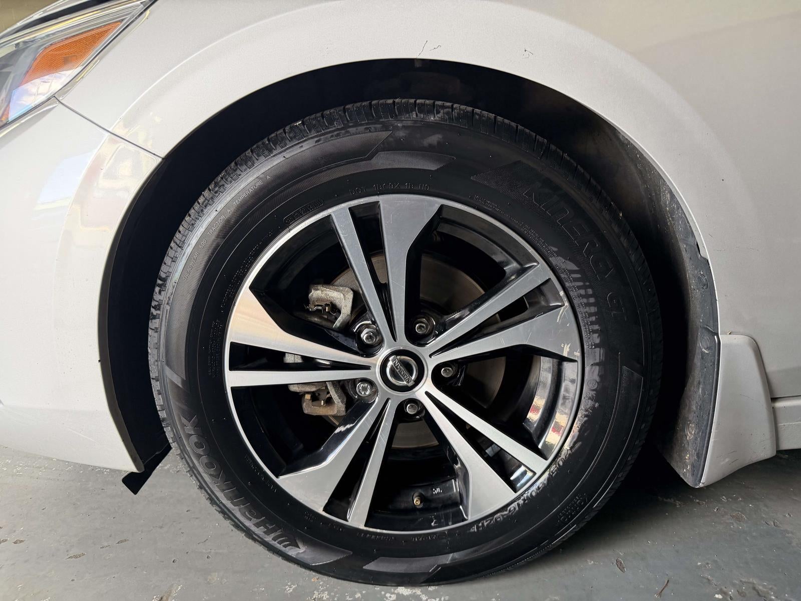 2022 Nissan Sentra SV Xtronic CVT