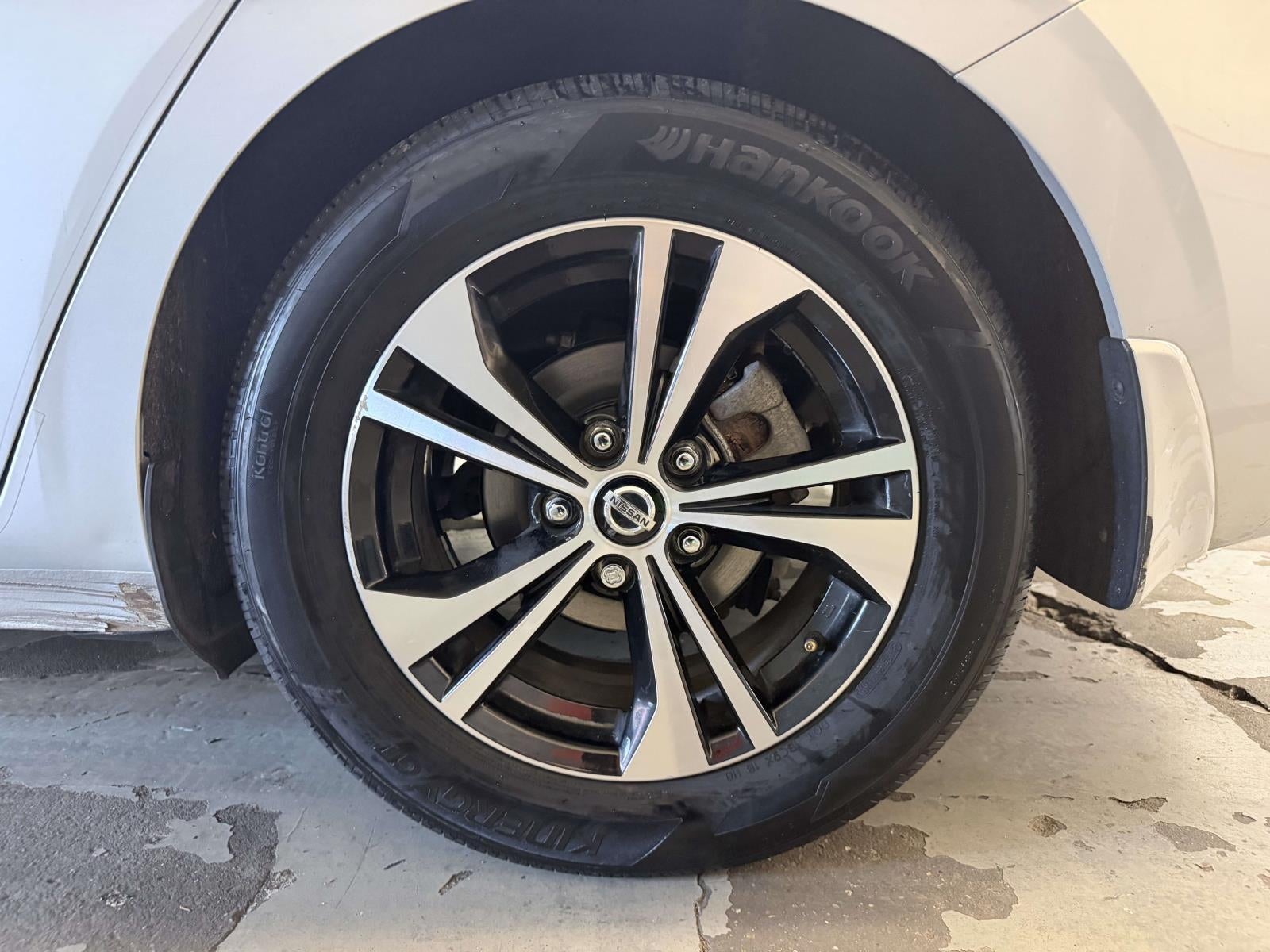 2022 Nissan Sentra SV Xtronic CVT
