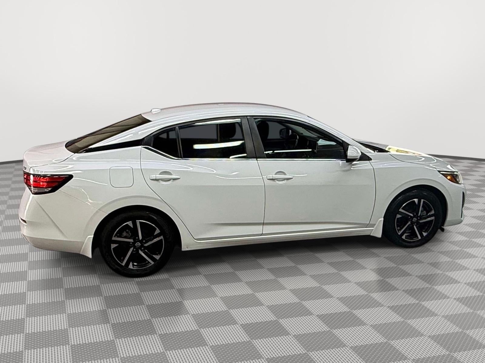 2024 Nissan Sentra SV Xtronic CVT