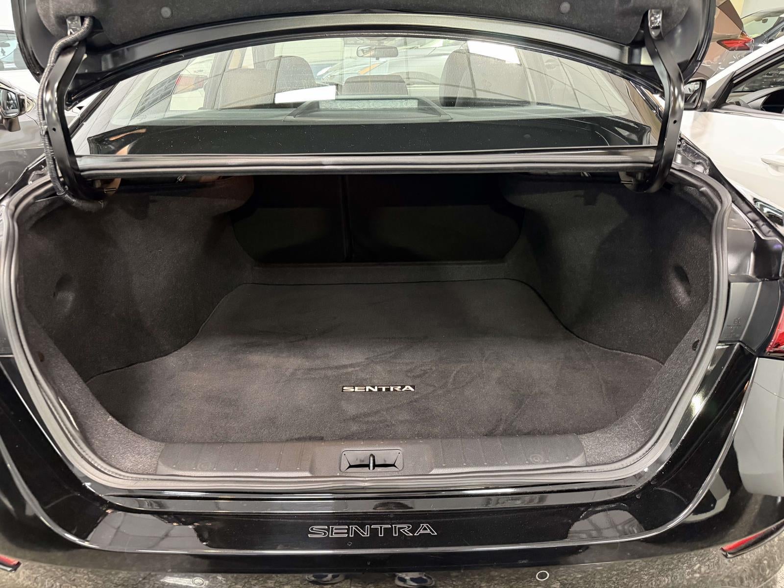 2023 Nissan Sentra SR Xtronic CVT