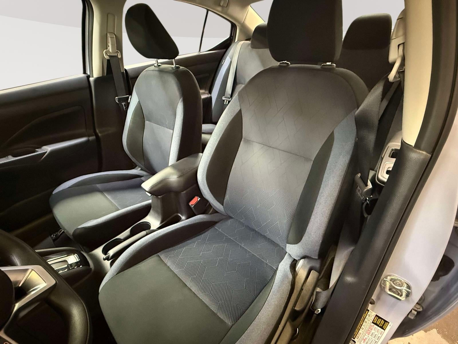 2024 Nissan Versa 1.6 SV
