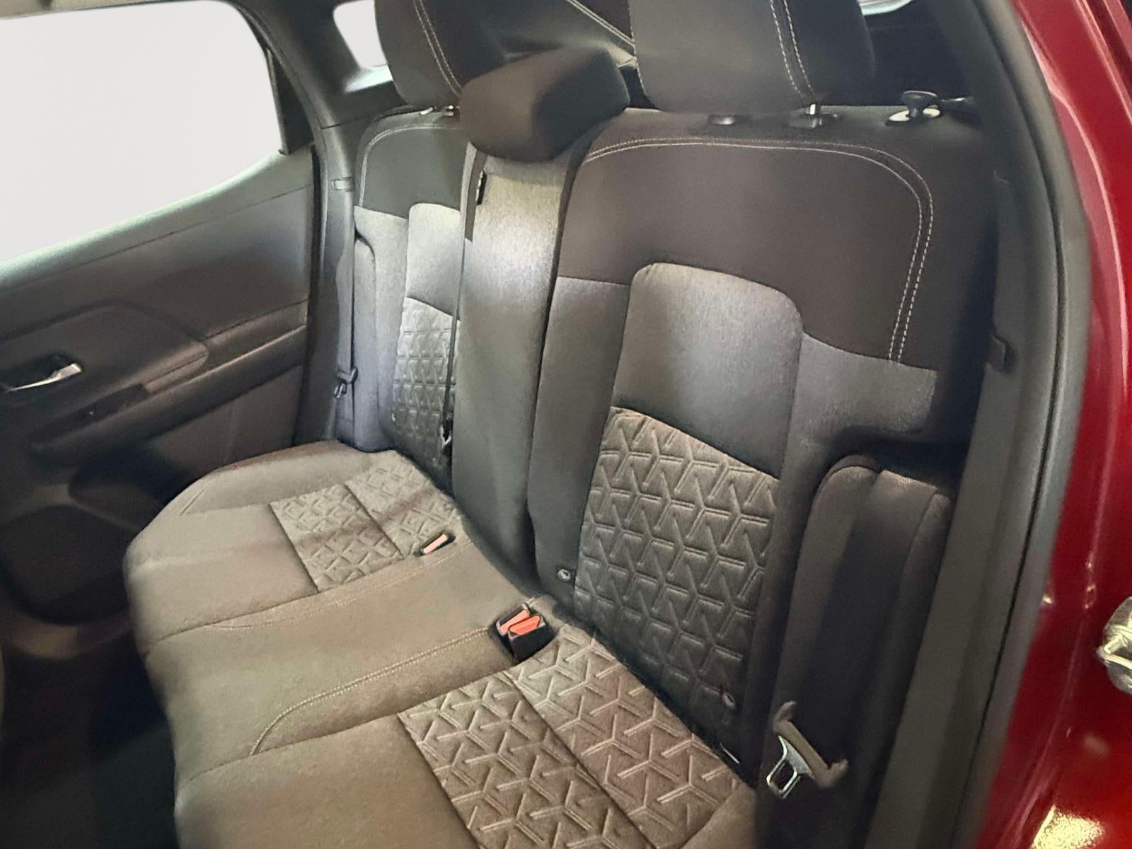 2025 Nissan Kicks SV Intelligent AWD