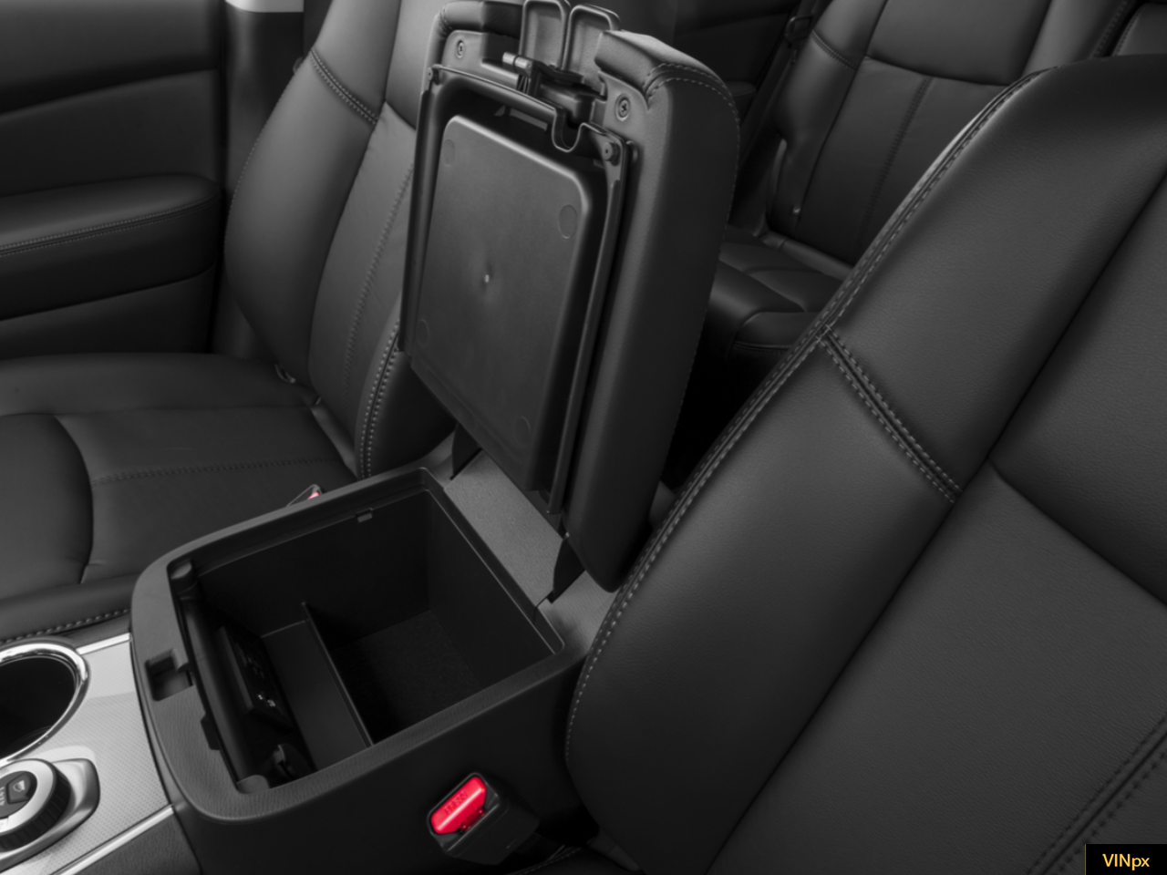 2017 Nissan Pathfinder SV