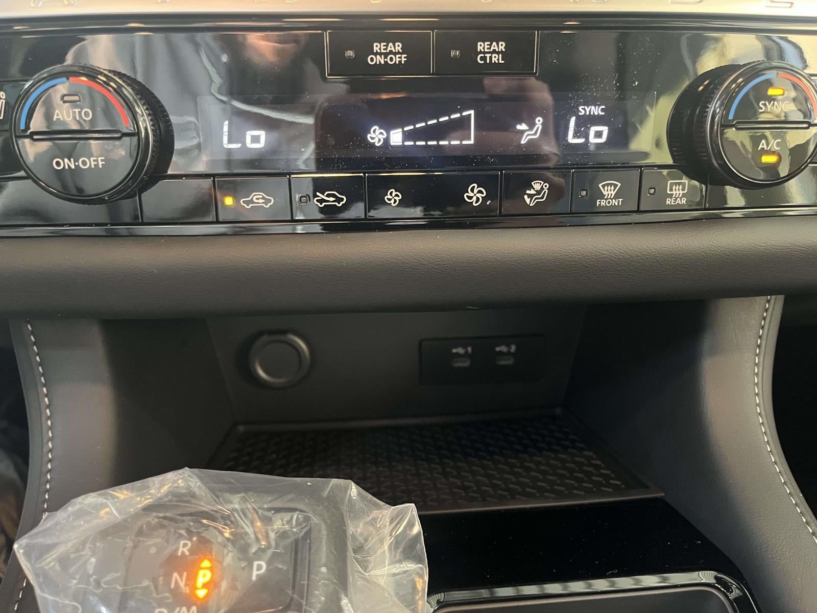 2024 Nissan Pathfinder SV 4WD