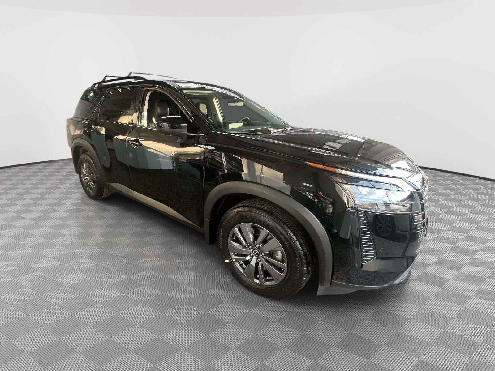 2024 Nissan Pathfinder SV 4WD