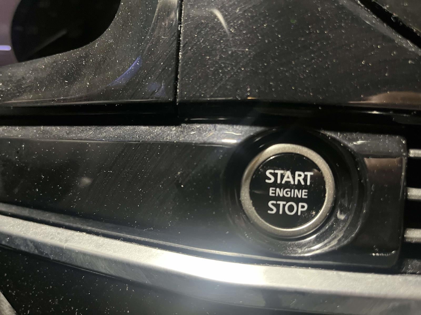 2024 Nissan Pathfinder SV 4WD