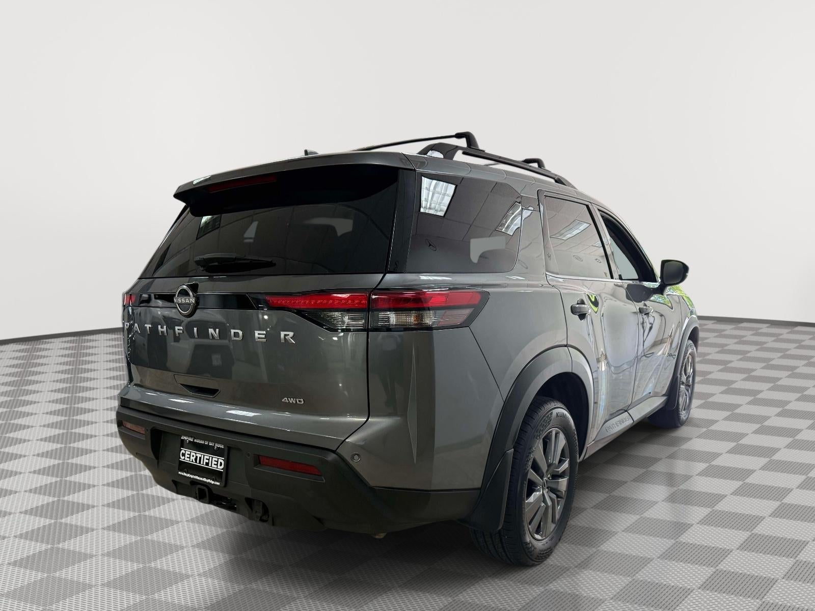 2025 Nissan Pathfinder SV 4WD