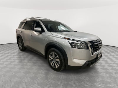 2025 Nissan Pathfinder SL 4WD