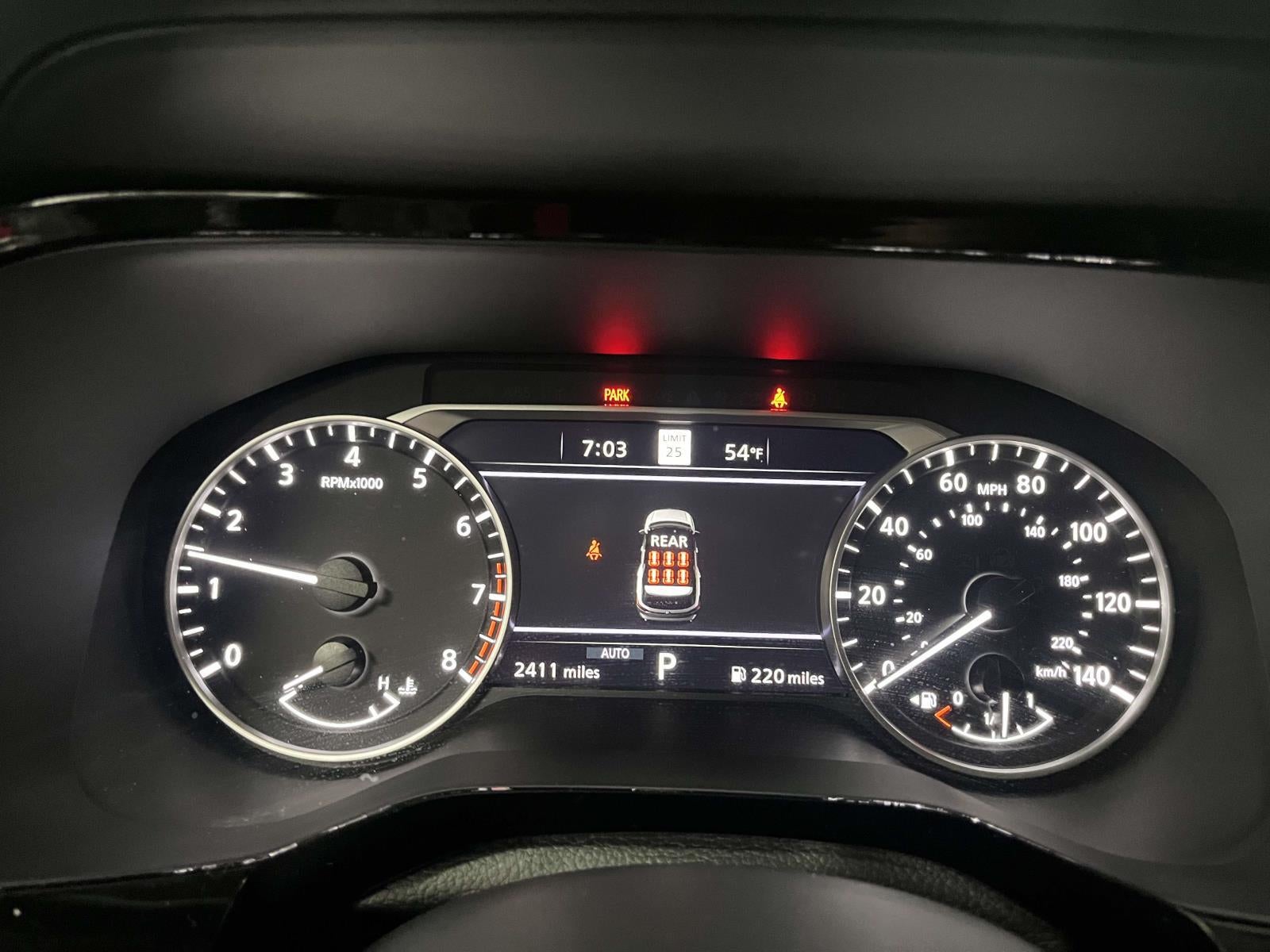 2025 Nissan Pathfinder SL 4WD