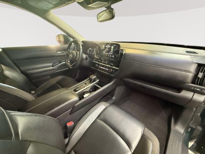 2022 Nissan Pathfinder SL 4WD