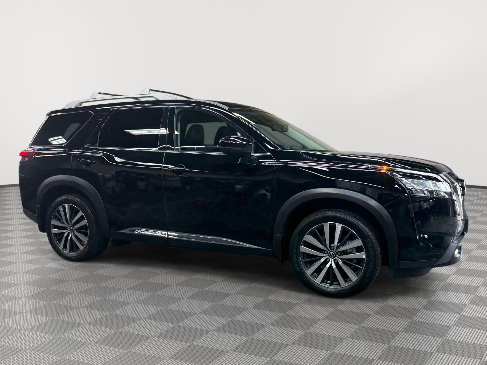 2022 Nissan Pathfinder Platinum 4WD