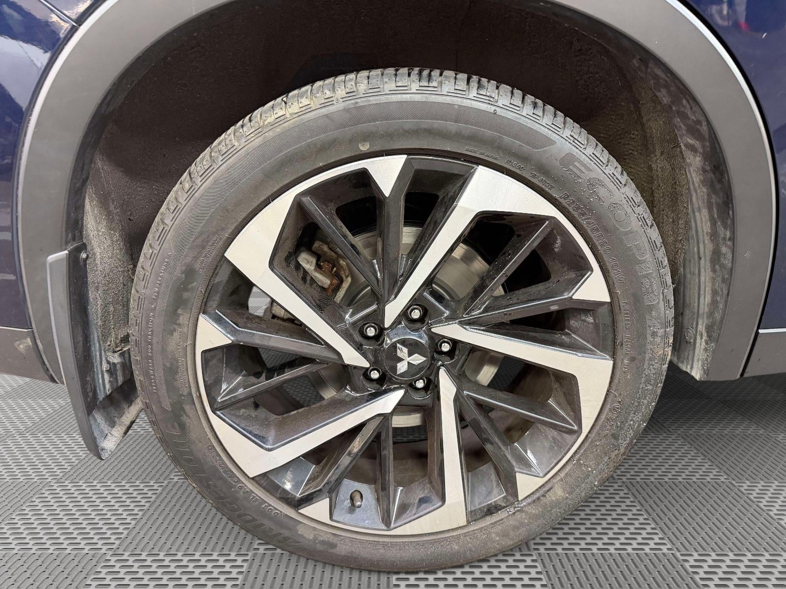 2022 Mitsubishi Outlander SE