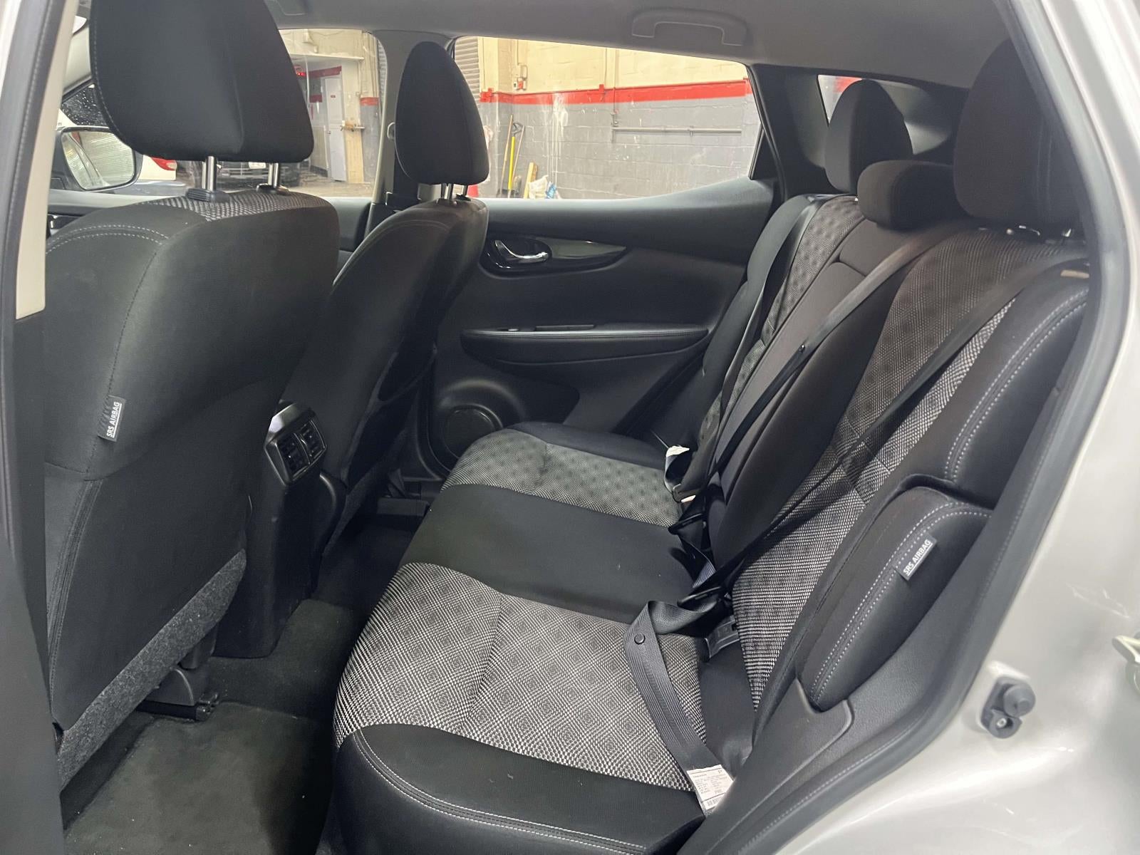 2020 Nissan Rogue Sport SV AWD Xtronic CVT