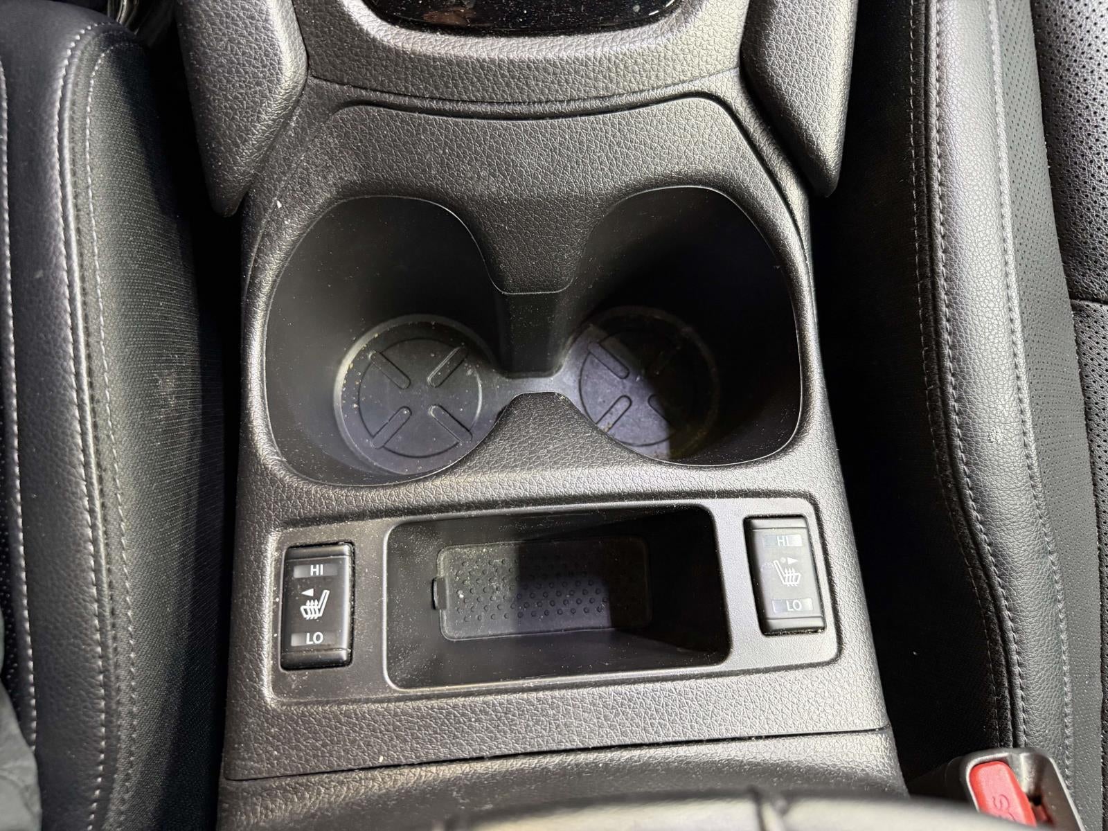 2022 Nissan Rogue Sport SL AWD Xtronic CVT