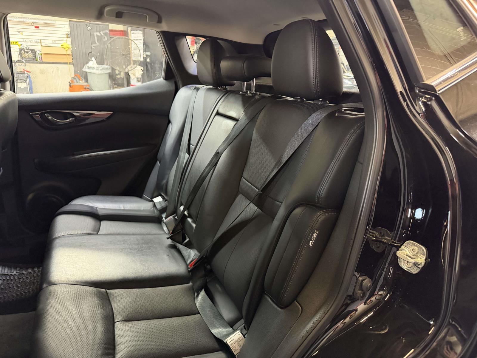 2022 Nissan Rogue Sport SL AWD Xtronic CVT