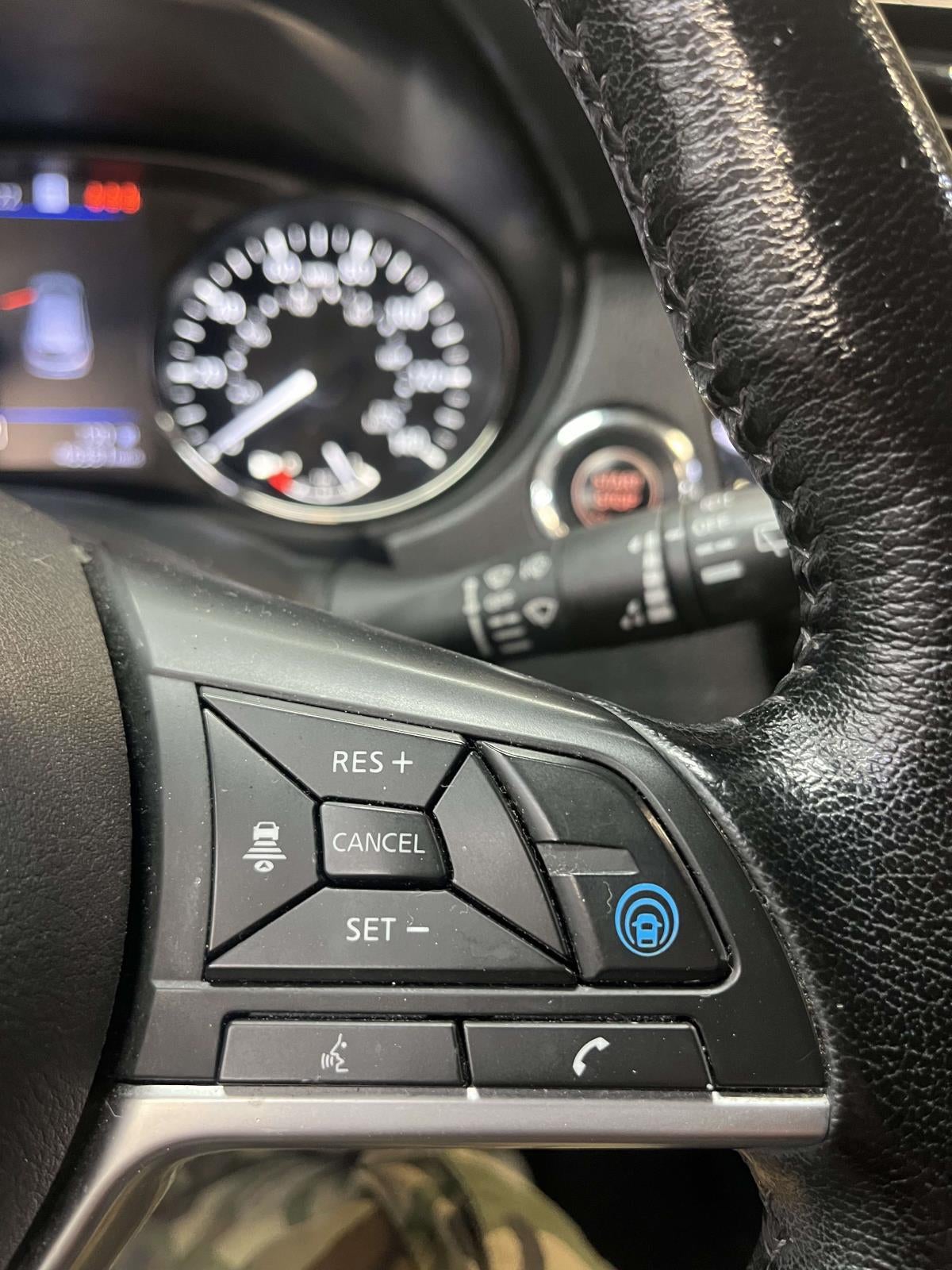 2020 Nissan Rogue Sport SL AWD Xtronic CVT