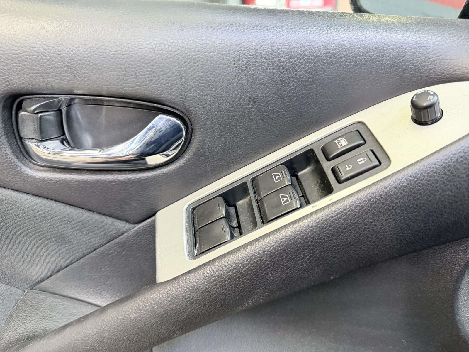 2012 Nissan Murano S