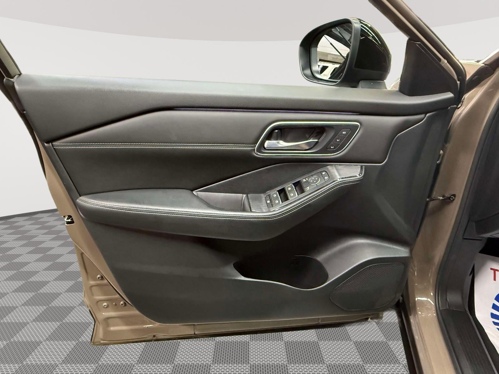 2024 Nissan Rogue Platinum Intelligent AWD