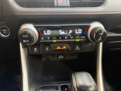 2024 Toyota RAV4 Prime SE