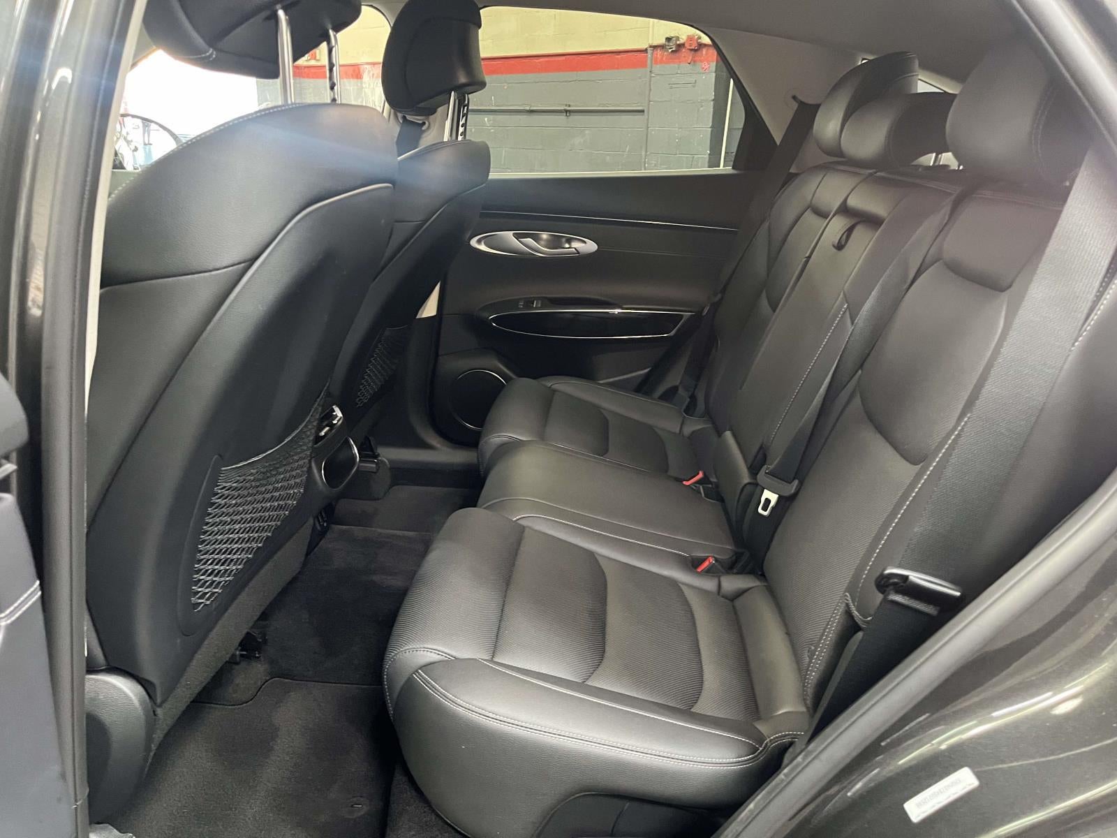 2025 Genesis GV70 2.5T AWD