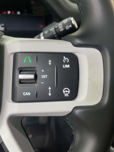 2025 Land Rover Defender 110 P400 S