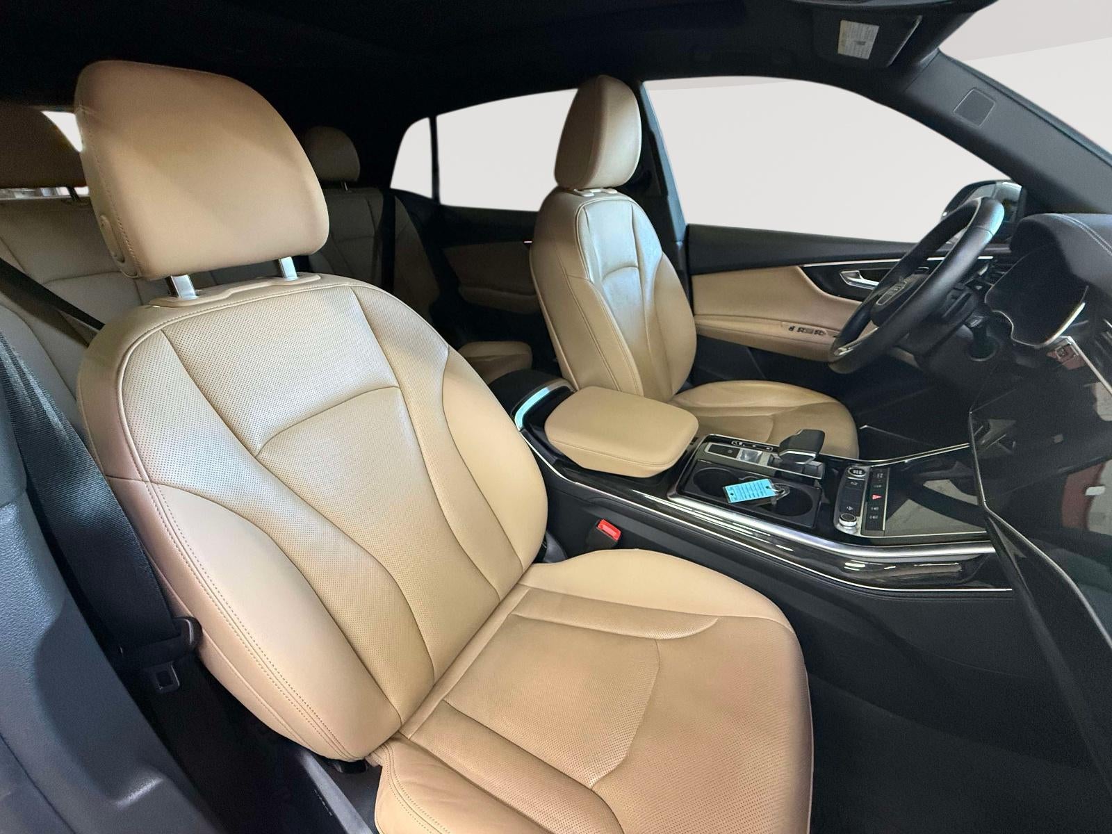 2023 Audi Q8 Premium Plus 55 TFSI quattro Tiptronic