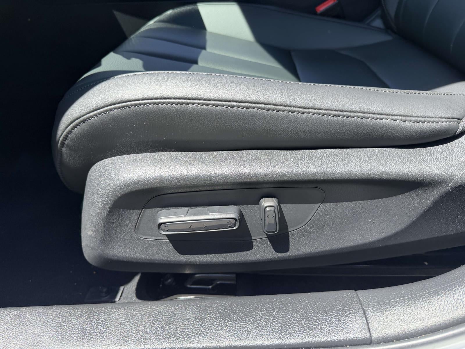 2025 Acura Integra Base