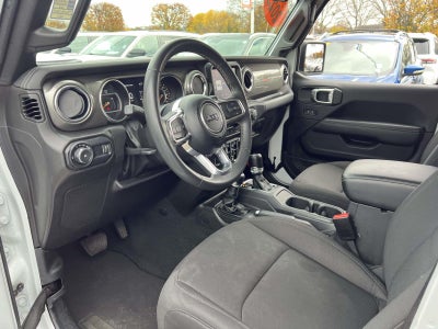 2023 Jeep Wrangler 4-Door Sahara 4x4