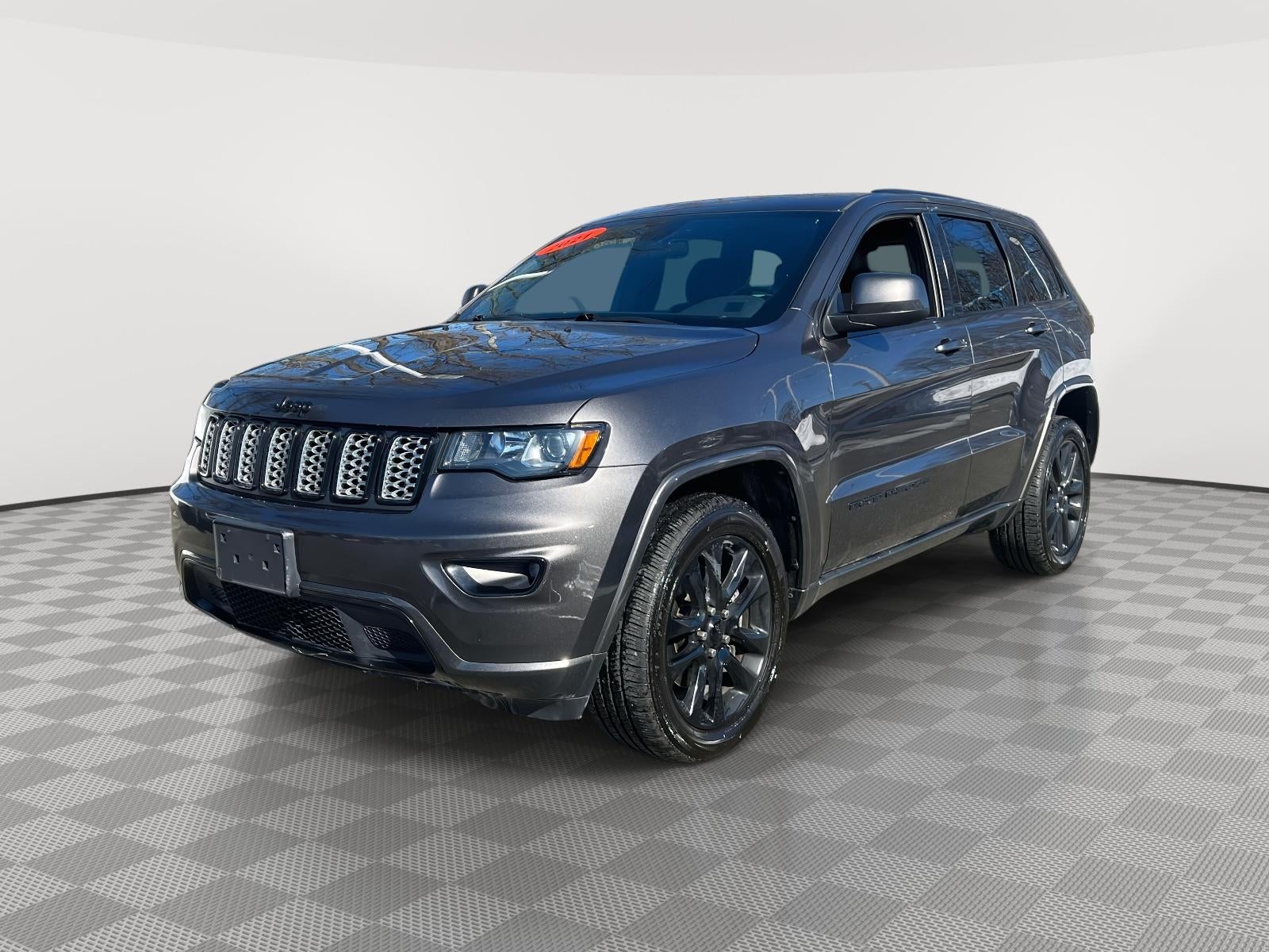2021 Jeep Grand Cherokee Laredo X 4x4