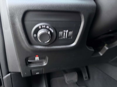 2025 Jeep Grand Cherokee Laredo X 4x4