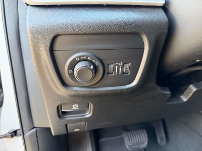 2025 Jeep Grand Cherokee Laredo X 4x4