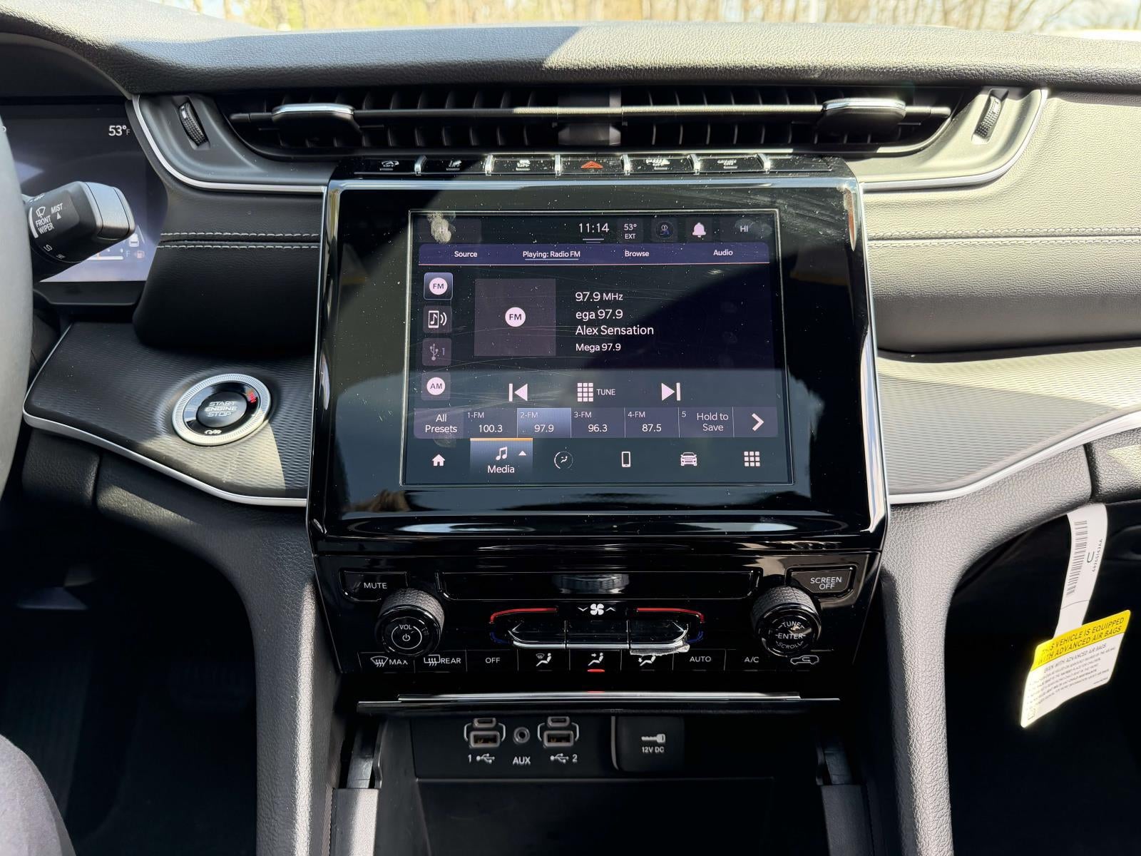 2025 Jeep Grand Cherokee Laredo X 4x4