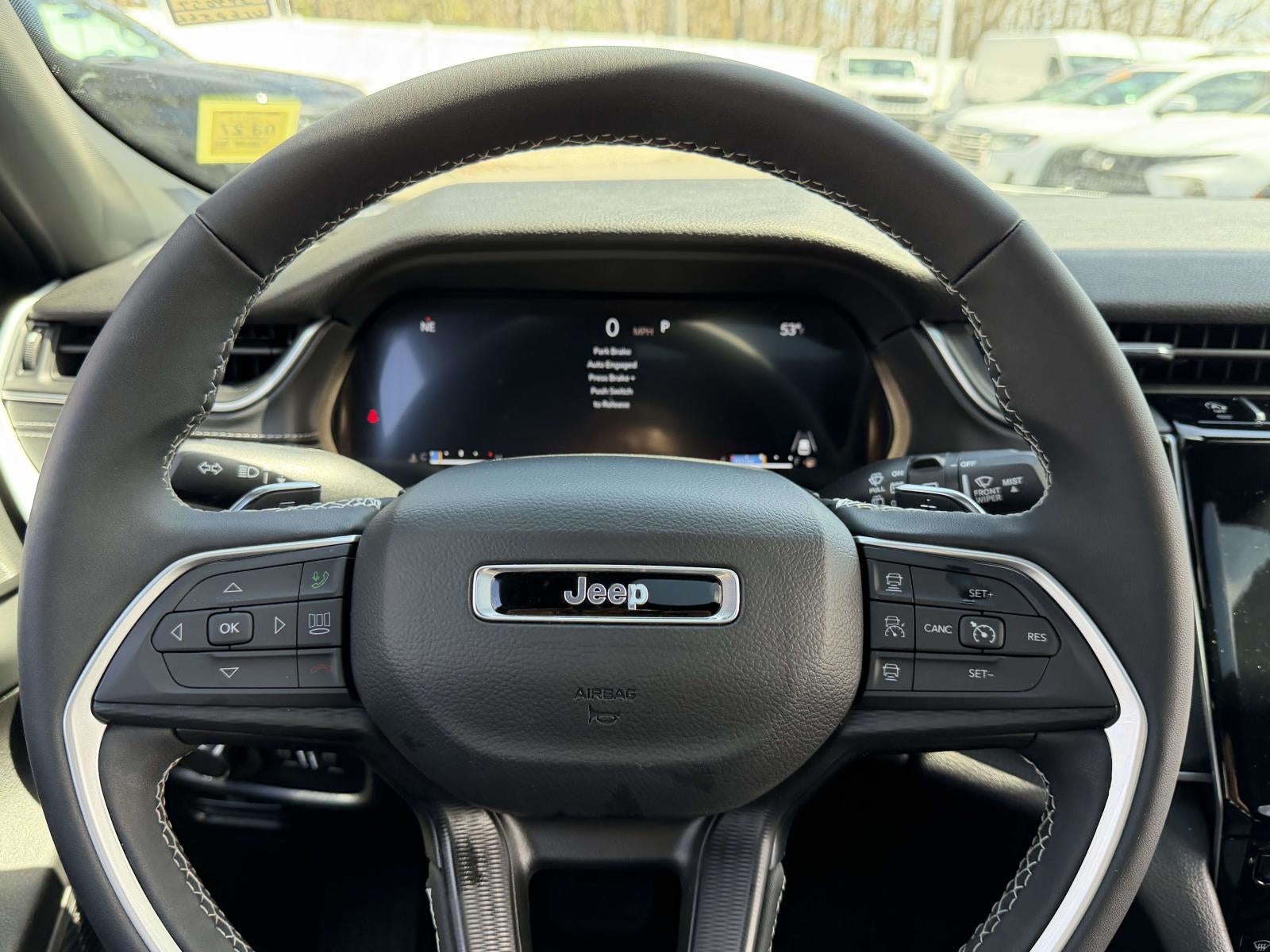 2025 Jeep Grand Cherokee Laredo X 4x4