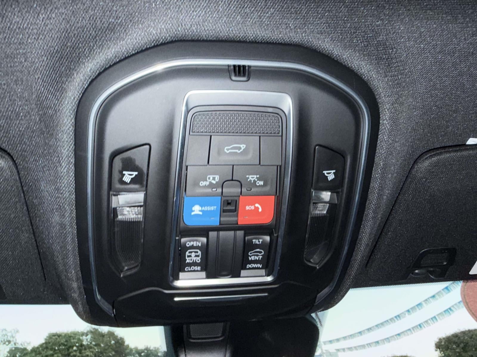 2025 Jeep Grand Cherokee Altitude X 4x4