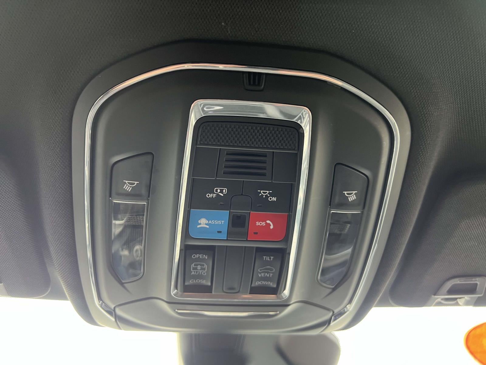 2025 Jeep Grand Cherokee L Laredo X 4x4