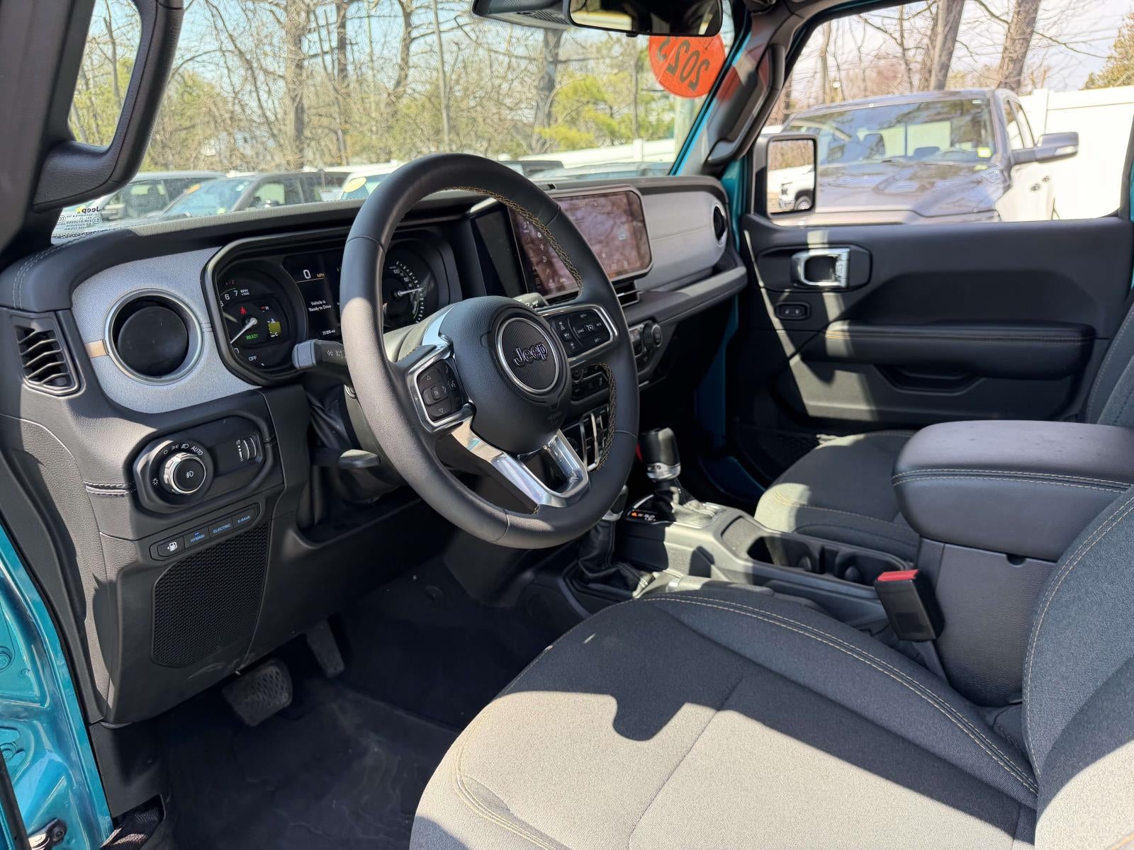 2024 Jeep Wrangler 4xe Sahara 4xe