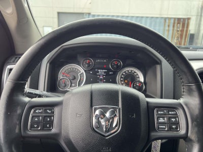 2018 RAM 1500 Big Horn Crew Cab 4x4 5'7' Box