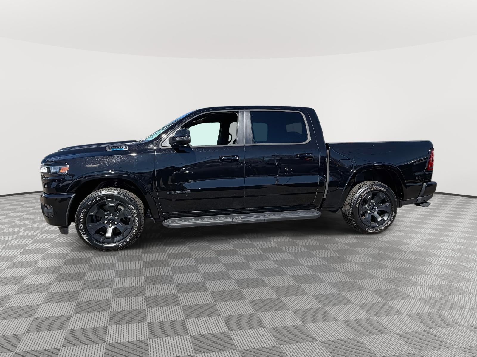 2025 RAM 1500 Big Horn Crew Cab 4x4 5'7' Box