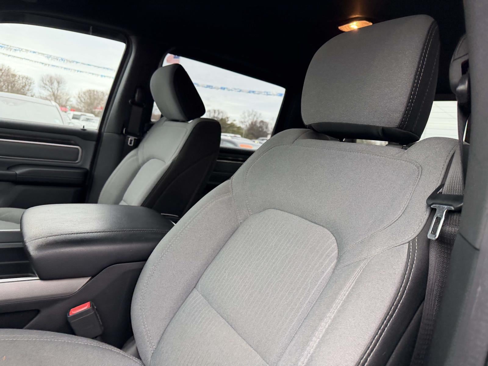 2021 RAM 1500 Big Horn Crew Cab 4x4 5'7' Box