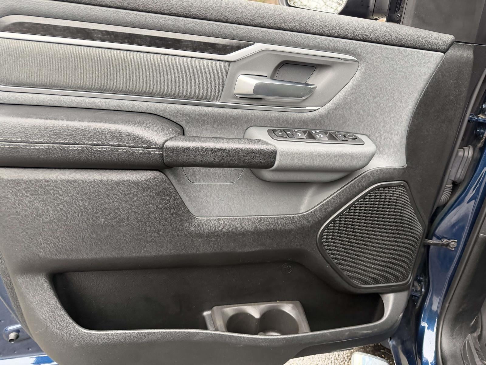 2021 RAM 1500 Big Horn Crew Cab 4x4 5'7' Box