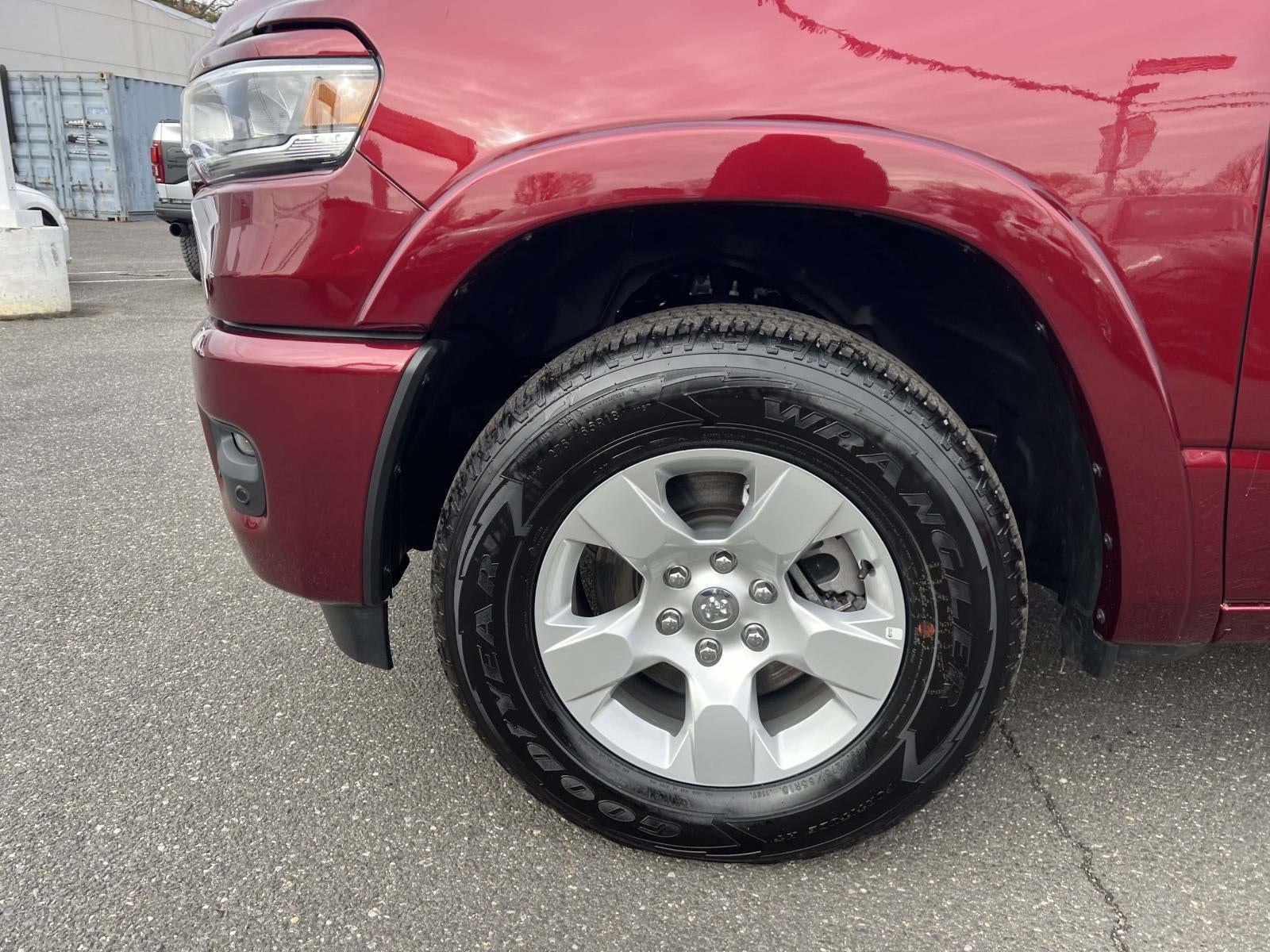 2025 RAM 1500 Big Horn Crew Cab 4x4 5'7' Box