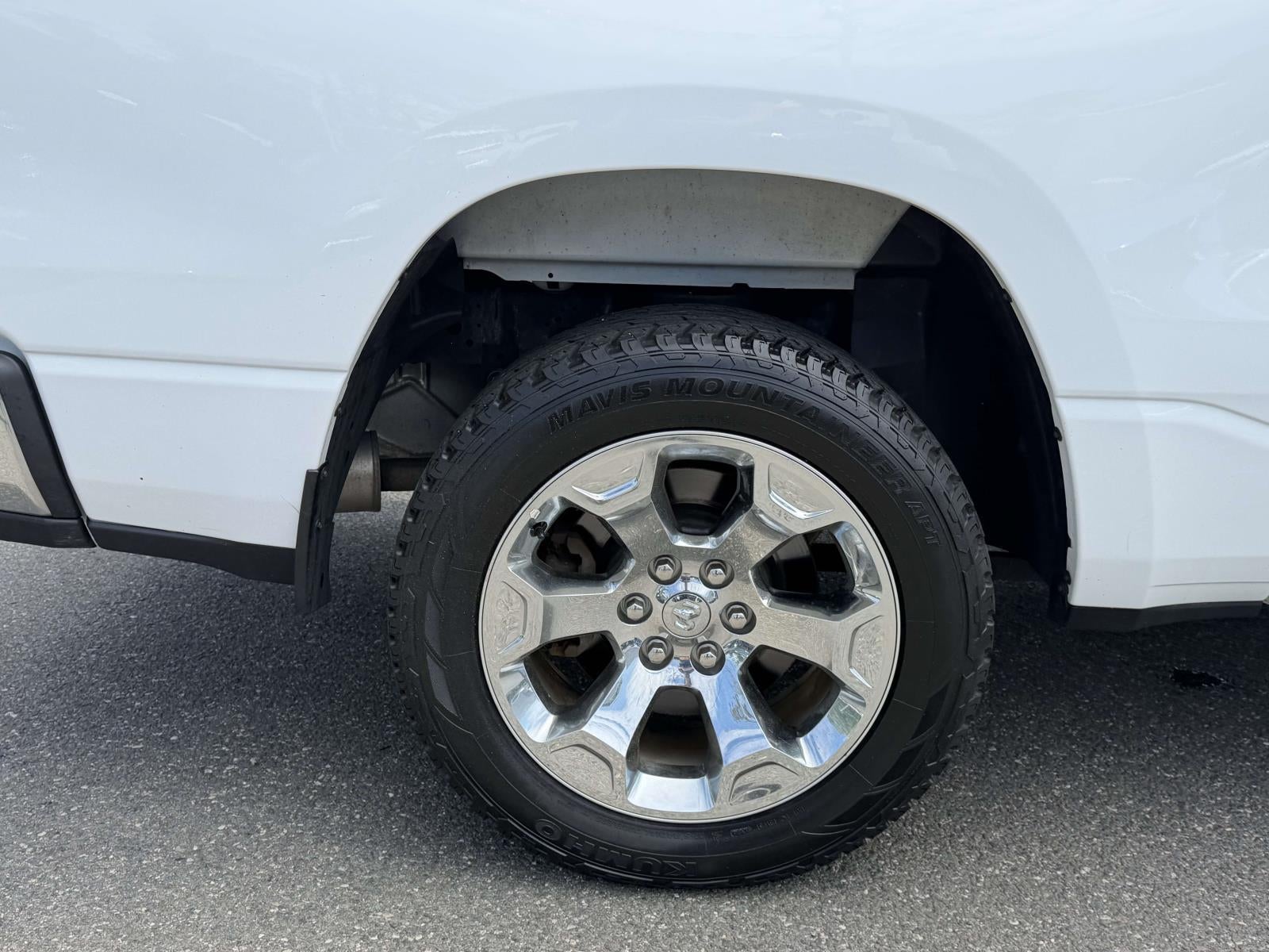 2022 RAM 1500 Big Horn Crew Cab 4x4 5'7' Box