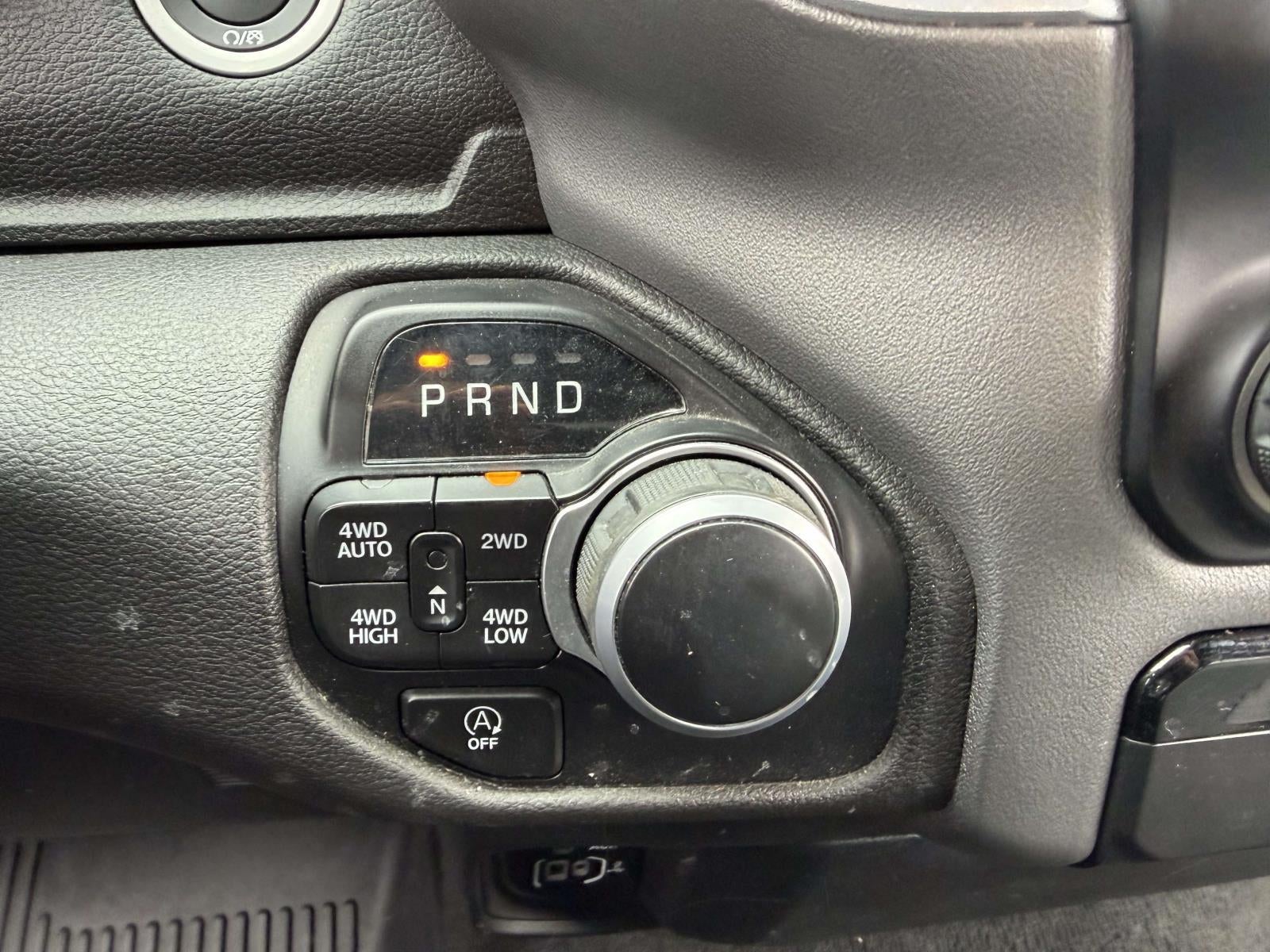 2022 RAM 1500 Big Horn Crew Cab 4x4 5'7' Box