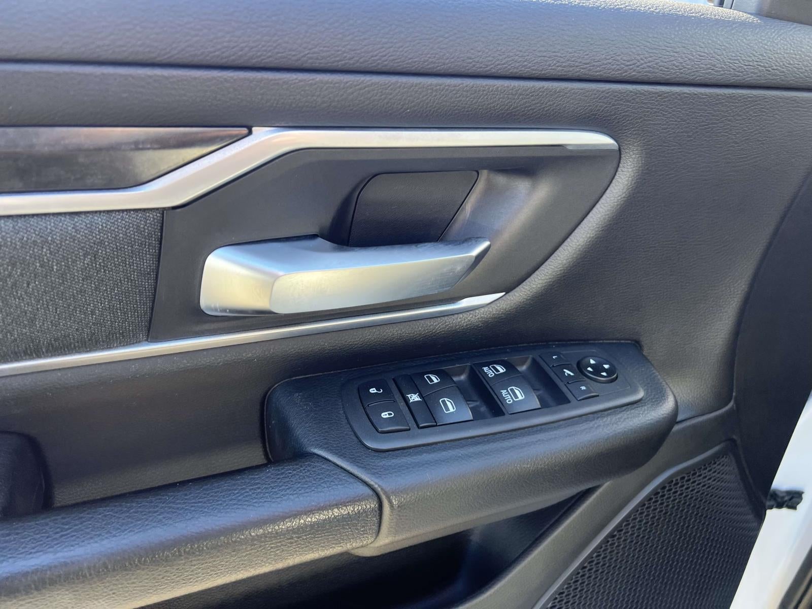 2021 RAM 1500 Big Horn Crew Cab 4x4 5'7' Box